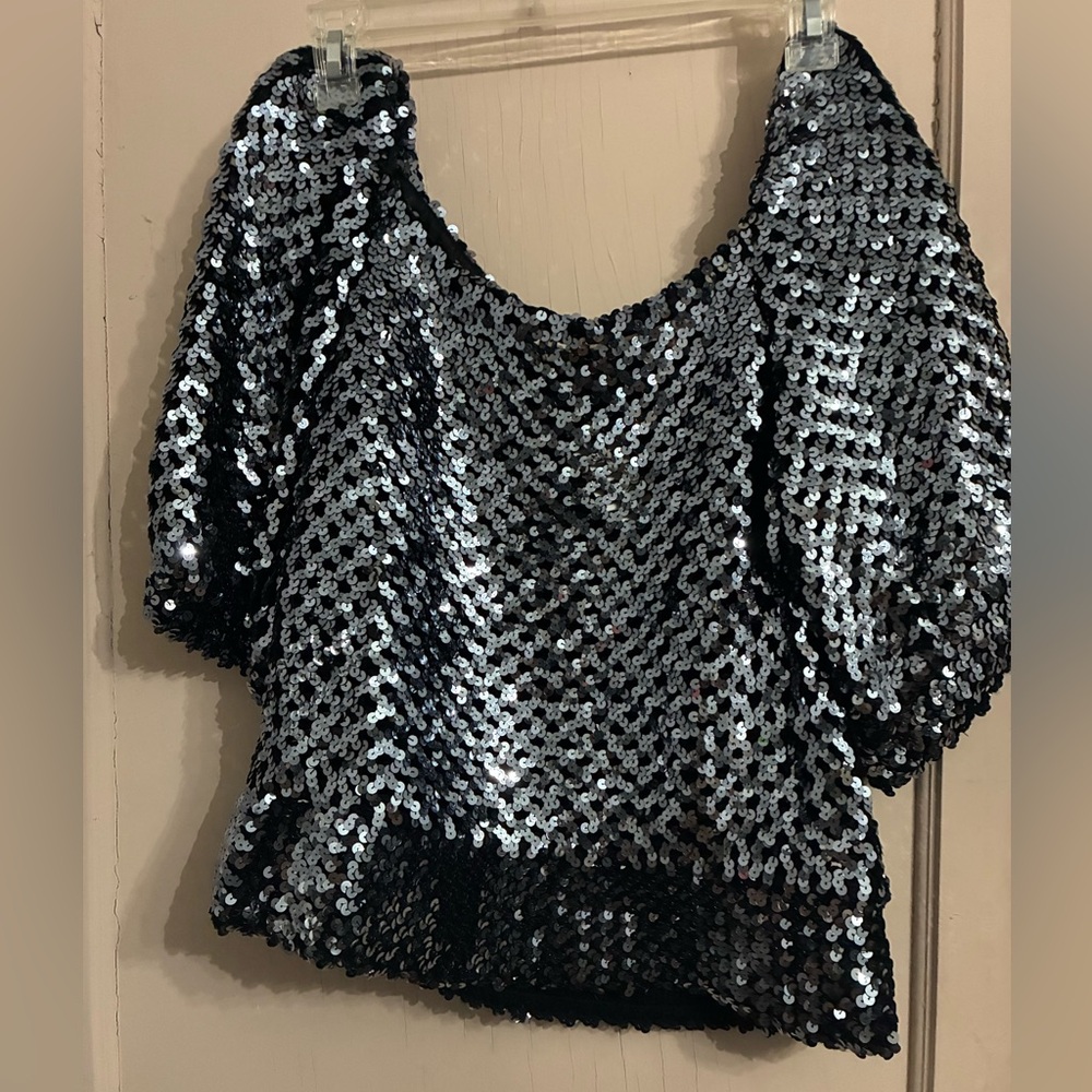 PARTIQUE New York Vintage Sequin Black and Silver Women's Top